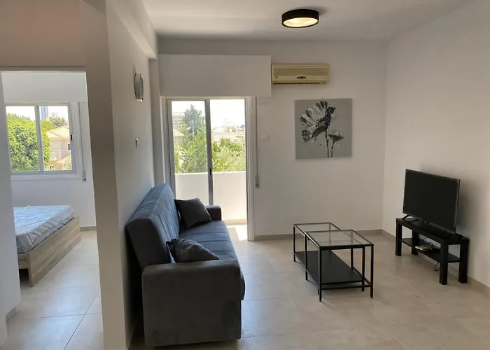 아파트 1-bedroom With View *